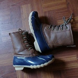 Sporto duck boots